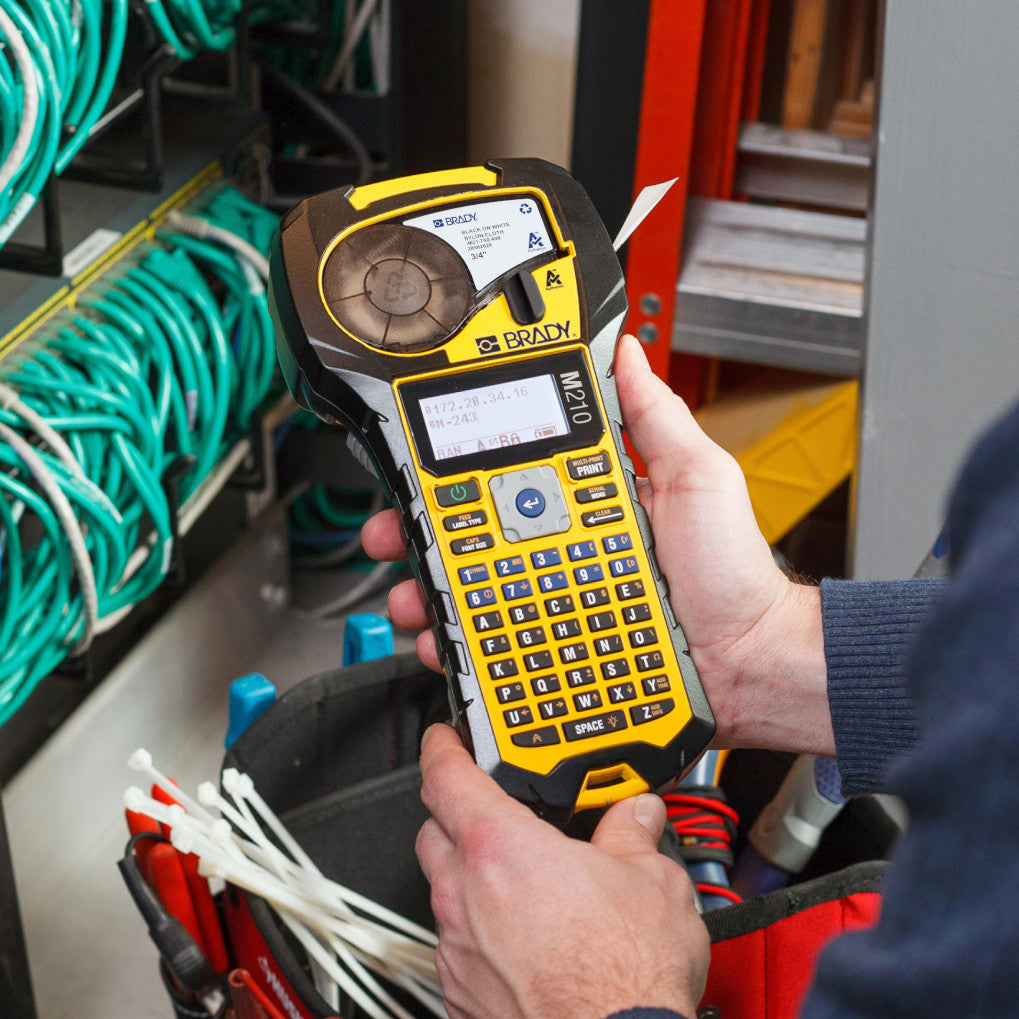 Brady M210 Portable Label Telecom/Datacom Printer Kit